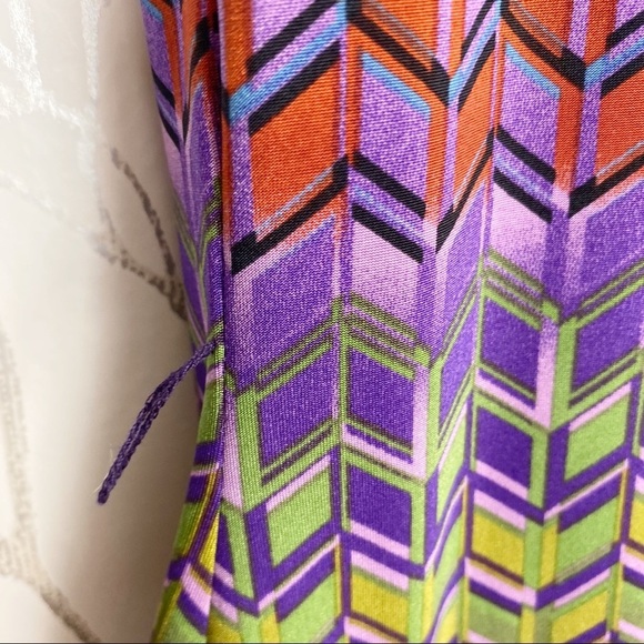 ETCETERA Bright Bold Geometric Print Shift Dress 2 - Picture 9 of 12